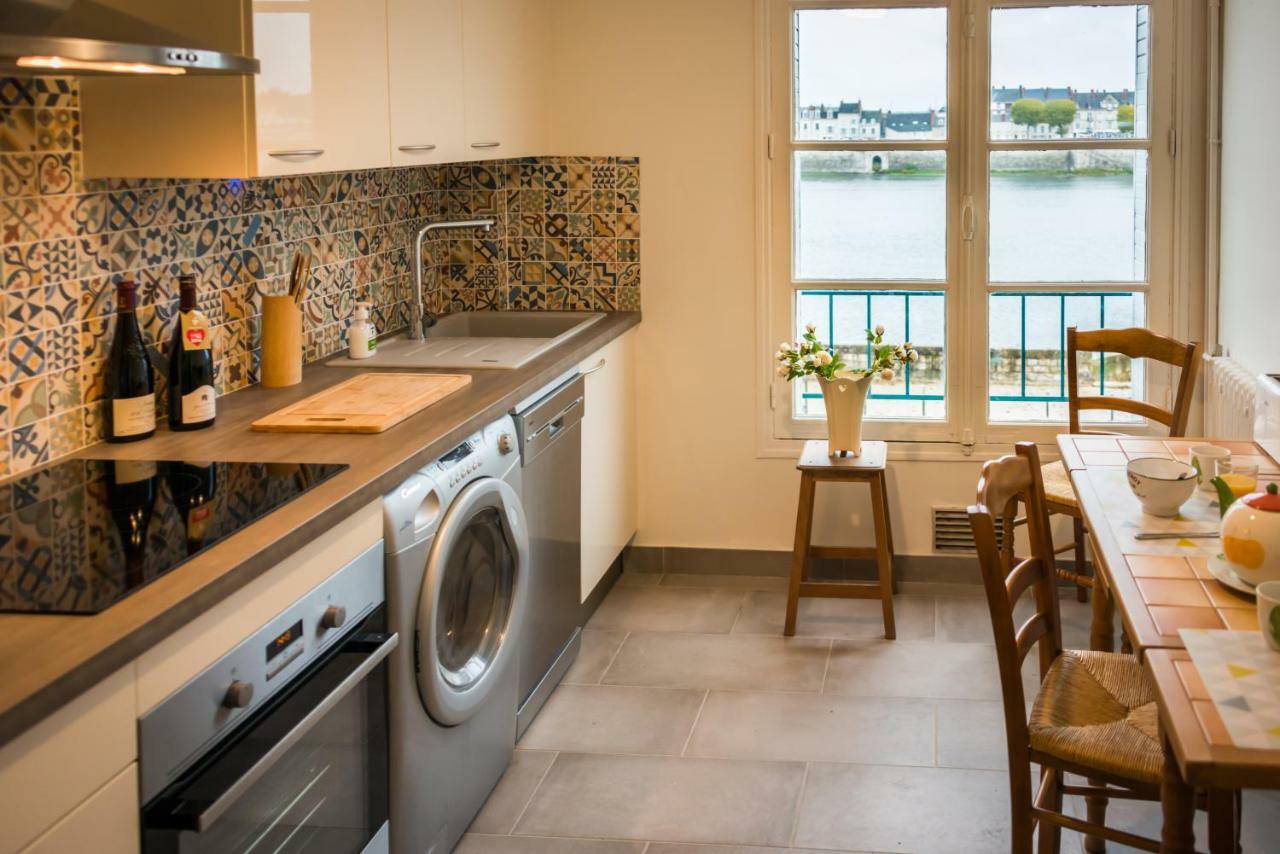 Les Lumieres De La Loire Apartment บลัวส์ ภายนอก รูปภาพ